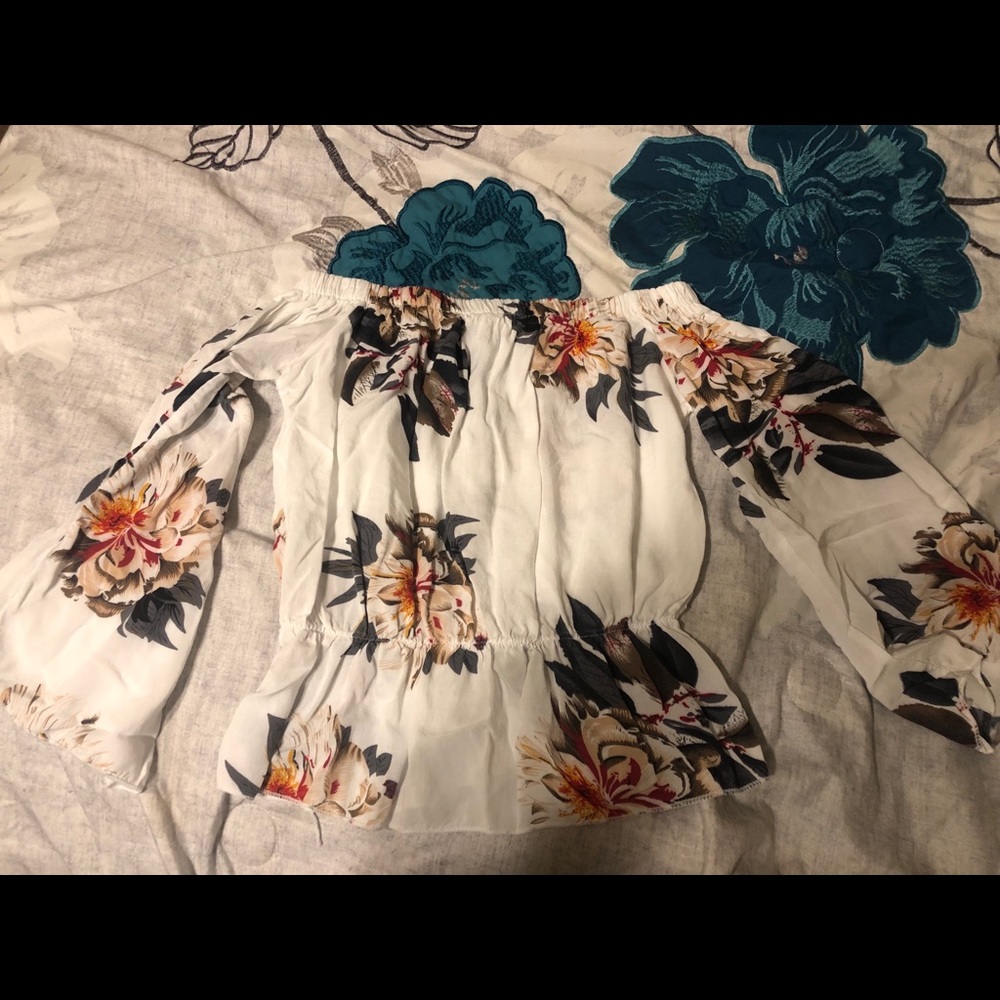 off the shoulder crop top